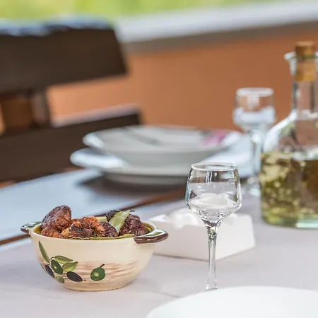 In Mit Grosser Terrasse By Interhome Lejlighed *
