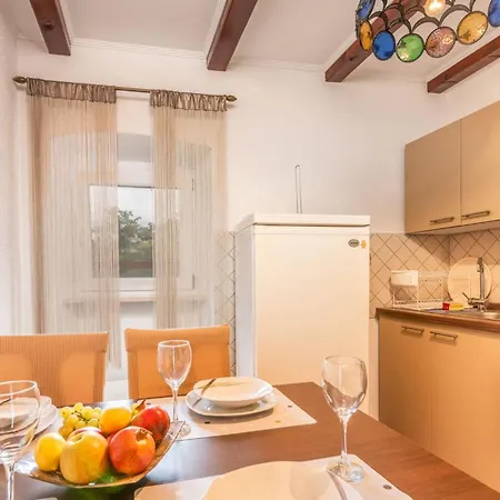 Apartman In Mit Grosser Terrasse By Interhome Soline (Krk)